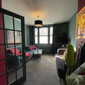 Garden Town Flat Accommodating 8 Guests Apartment Brighton